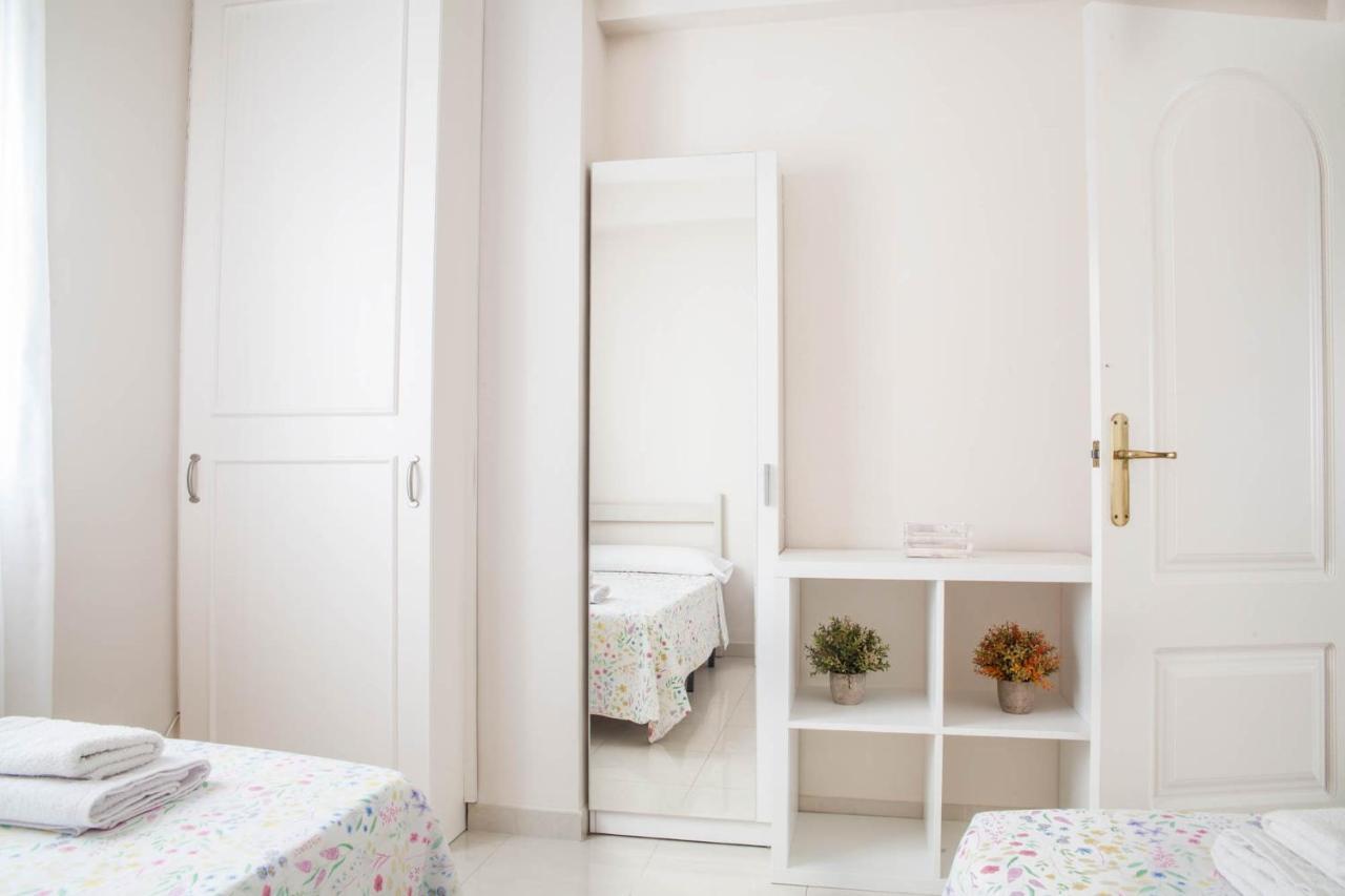 Entre El Centro Y La Mezquita Totalmente Climatizado Parking Gratuito Apartamento